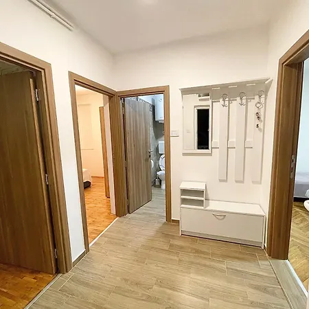 アパート Milos ベオグラード