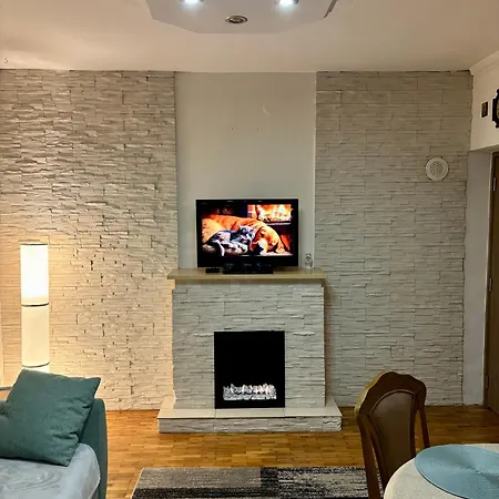 アパート Milos ベオグラード