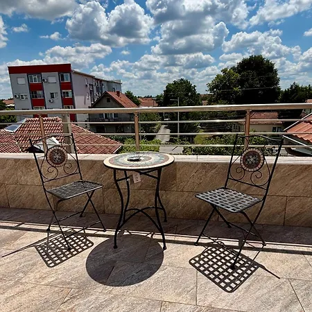 Milos Апартаменты *